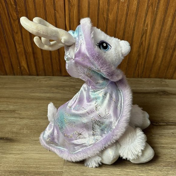Build A Bear Glisten Reindeer 15" Plush Lavender Fur Cape Medallion Winter - Picture 3 of 7